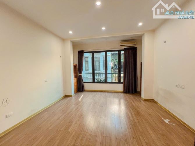 HÓT HÒN HỌT! Bán nhà phố LÊ TRỌNG TẤN - 54m2 - 4 Tầng, MT 5m, Chỉ 12,3 Tỷ! - 3