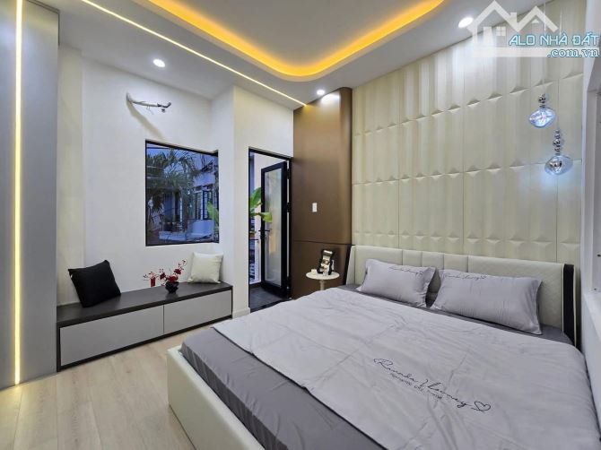 Bác em gửi bán căn nhà ô tô đỗ cửa - Phố Quang Trung - DT 42m2 * 5 tầng -Nhỉnh 6T Quá hiếm - 4