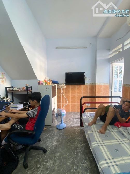 NHÀ ĐẸP PHAN VĂN TRỊ BÌNH THẠNH - 3 TẦNG - SÁT HẺM XE HƠI - CHỈ 5.15 TỶ - 4