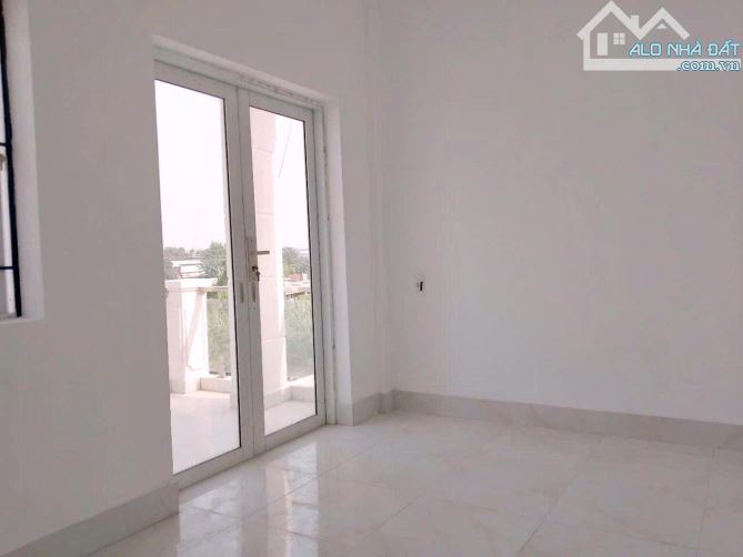 HẺM XE HƠI 4.5M NGAY QUỐC LỘ 13 HBP THỦ ĐỨC - NHÀ 3 TẦNG 4PN - SỔ RIÊNG HOÀN CÔNG, 5.05Tỷ - 4