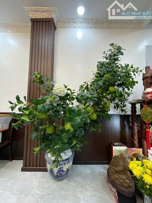 Biệt thự mini 5m x 22m, hẻm xe tải,tiền xây dựng và nội thất gần 5 tỷ,6 phòng ngủ chỉ 7.75 - 4