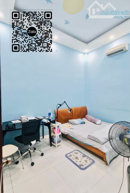 Mặt tiền khu Tên Lửa - 4 tầng - 100m2 (5m x 20m) 5PN - Đường 8m - 4