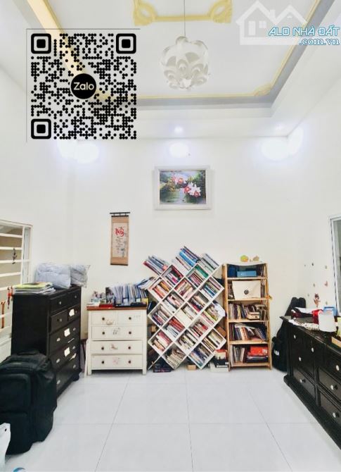 Mặt tiền khu Tên Lửa - 4 tầng - 100m2 (5m x 20m) 5PN - Đường 8m - 5