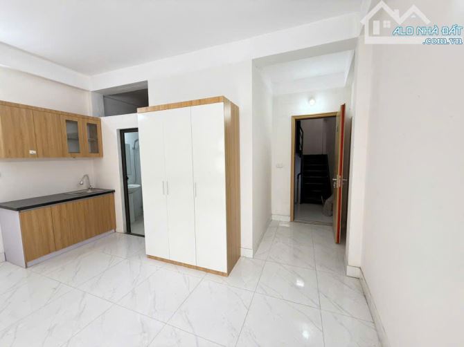 BÁN TÒA NHÀ DỊCH VỤ PHÚC DIỄN, BẮC TỪ LIÊM - DÒNG TIỀN ỔN ĐỊNH 600 TRIỆU/NĂM - S=60M2 - GI - 6