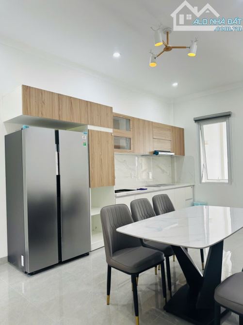 Bán nhà Mặt tiền đường Nguyễn Trường Tộ sân ô tô 3 PN DT 7x24m - 6