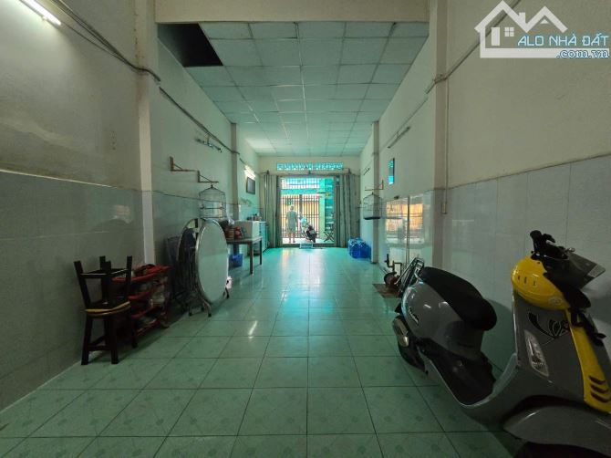 BÁN NHÀ Chính chủ 32 tỉ . GỘP 2 SỔ LIỀN NHAU TRƯƠNG ĐĂNG QUẾ P3 GÒ VẤP THÔNG RA PHẠM VĂN Đ - 7