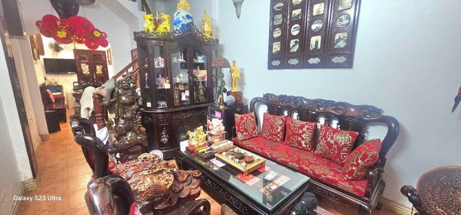 Bán Nhà Phố Vũ Ngọc Phan, Láng Hạ, Đống Đa. Gần Láng Hạ. Dt: 43m2. Giá: 10,7 Tỷ