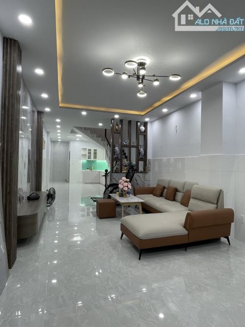 Bán nhà Hẻm Xe Hơi đường Kinh Dương Vương , AEON MALL , 70m² 3Tầng 4PN Y hình - 3