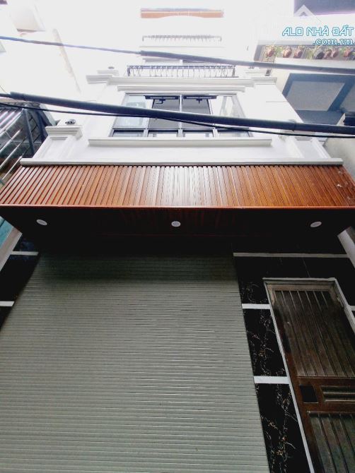 NHÀ ĐẸP LÊ HỒNG PHONG,HÀ ĐÔNG Ô TÔ ĐỖ CỬA, THANG MÁY DT 39M2, 5 TẦNG, MT 4.5M CHỈ 10.5 TỶ