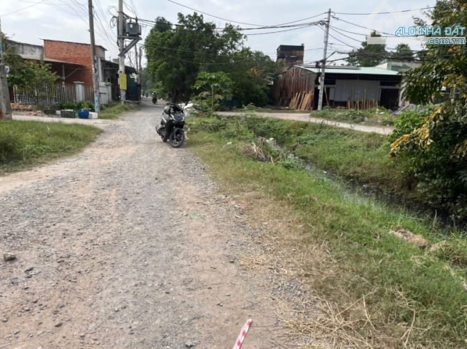 BÁN LÔ ĐẤT 421M2 - XUÂN THỚI THƯỢNG - HÓC MÔN - GIÁ ĐẦU TƯ