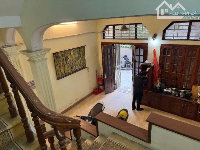 BÁN NHÀ DÂN XÂY ĐẤT P/L- PHỐ HOÀNG CẦU -4 TẦNG -DT 49/50 M2 – MT 5M-GIÁ CHỈ 13 TỶ
