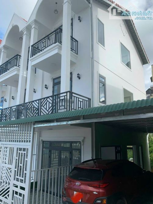 Bán căn nhà Trịnh Hoài Đức- P11 Đà Lạt-🔥4 Tỷ- Sổ Xdpq 3 nhà