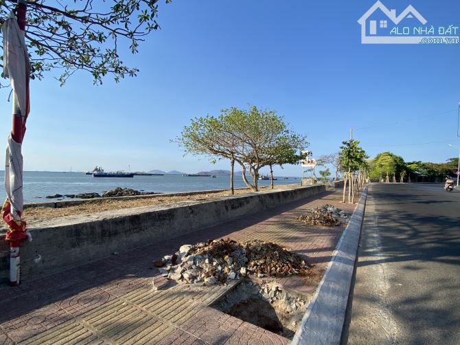 Bán nhà Vũng Tàu gần biển - Vị trí góc kinh doanh đắc địa Trần Phú, giá chỉ 7.2 tỷ