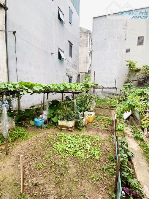 Giá đầu tư ! Cần bán 98m2x 5m2 tại Phúc Đồng, ô tô tránh nhau . Giá :14,5 Tỷ