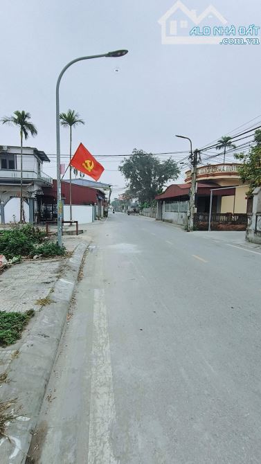 Đất mặt đường Minh Kha, kinh doanh buôn bán tốt, đẹp không lỗi lầm