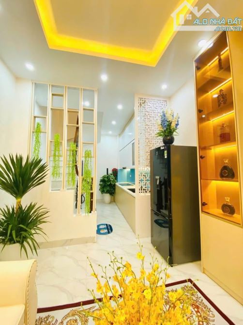 BÁN NHÀ VÕ THỊ SÁU cực hiếm – THOÁNG 3 MẶT – CHỈ 6.08 TỶ