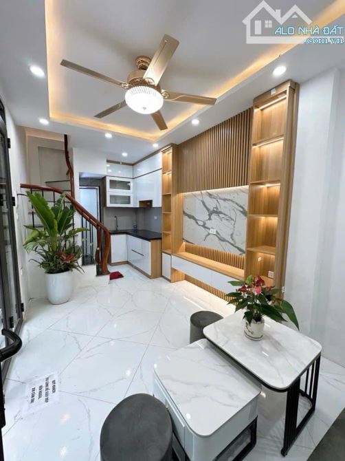 ( ĐẸP NHẤT ) ĐỒNG MAI -HÀ ĐÔNG . GIÁ 4 TỶ . DIỆN TÍCH 36.7M2.  4 TẦNG . MẶT TIỀN 3.1M