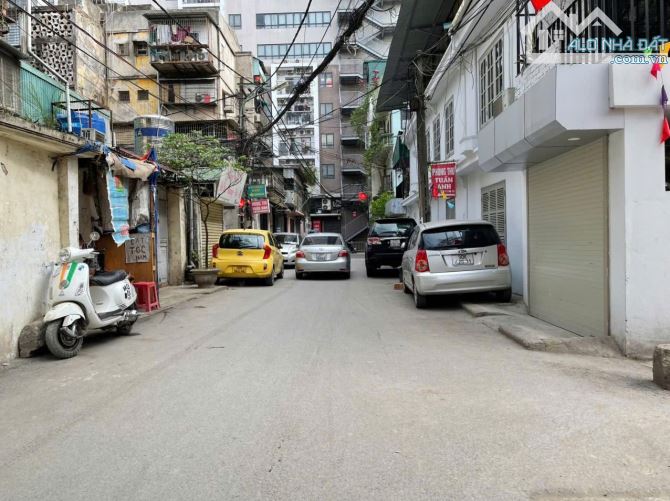 BÁN CĂN HỘ TẬP THỂ TẦNG 1 - THÀNH CÔNG - NGUYÊN HỒNG - DIỆN TÍCH 130M2 - MẶT TIỀN 7M