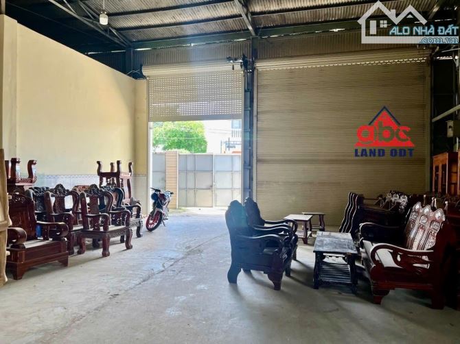 XT235 xưởng trống. bàn giao liền, phù hợp Sản xuất nhẹ. kho chứa lưu hàng hóa