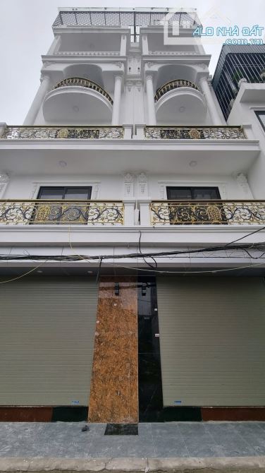 SIÊU PHẨM BÁT KHỐI – 6 TẦNG – GARA OTO – THANG MÁY – 52M² – 9.3 TỶ!