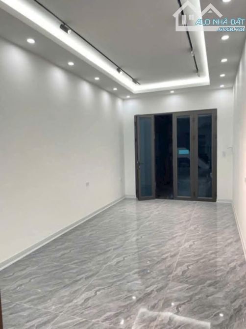 Bán nhà Pháo Đài Láng DT 41 m2 x 4 tầng , Giá 8.15 tỷ