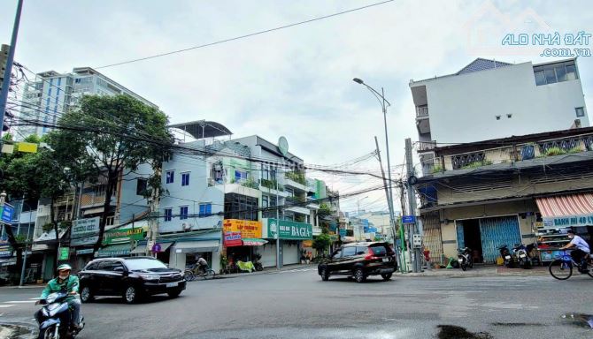 Bán nhà gần biển Vũng Tàu - Nhà  3 tầng mặt tiền Đồ Chiểu, đang kinh doanh, giá 15 tỷ