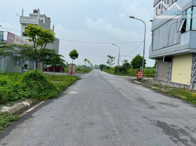 Bán đất dịch vụ Đồng Mai DV3, trục chính nối 3 khu, đường 16m, 50m2, mt 4m, giá đầu tư