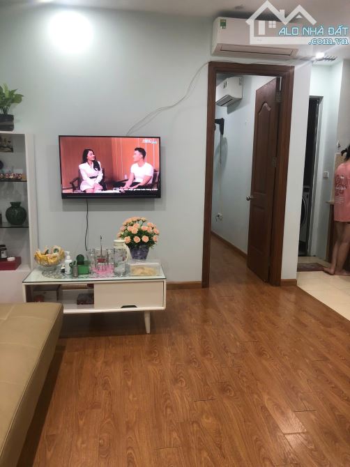 Bán căn hộ chung cư Khu ĐT Kiến Hưng 1.65 tỷ 36m2, ở luôn.