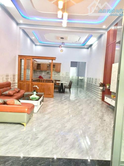 Nhà sổ riêng mới tinh, đất hồng, kp 3 Trảng Dài giá siêu rẻ, chỉ 2ty299