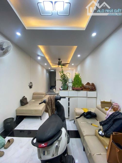 TRƯỜNG CHINH, 42M2, 6 TẦNG, THANG MÁY, NGÕ Ô TÔ, KINH DOANH, GIÁ 14.3 TỶ