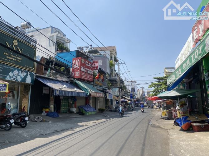 Mặt tiền kinh doanh thu nhập tốt
