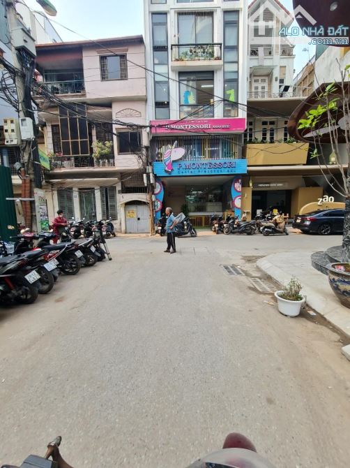 SIÊU PHẨM 130m², MT 7.8m - ĐẤT VÀNG TRUNG TÂM GẦN PHỐ HUẾ, Ô TÔ TRÁNH CHỈ 450TR/M
