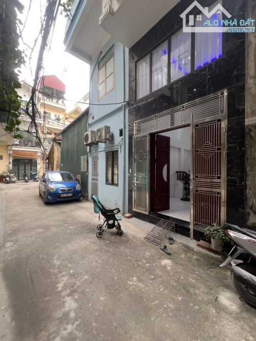 Bán Nhà ngõ 366 Ngọc Thuỵ - Long Biên .40m2   5 tầng 4PN 4VS .full nội thất 7ty