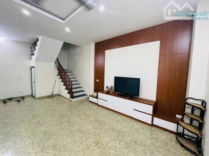 TRUNG TÂM THANH XUÂN,NHÀ ĐẸP, MẶT TIỀN SIÊU RỘNG 5.5M,OTO TRÁNH,KINH DOANH ĐỈNH,HƠN 12 TỶ