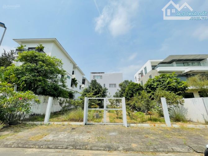 CHỦ BÁN 400M2 ĐẤT KHU BIỆT THỰ ĐẢO XANH. HẢI CHÂU. HƯỚNG ĐÔNG. VIEW SÔNG HÀN.