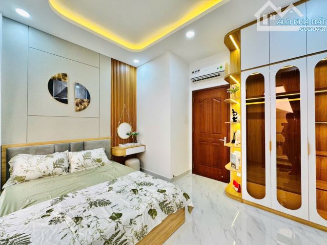 🔥PHẢI NHANH MỚI KỊP - 40m2 QUẬN 1 - CHỈ 5.65 TỶ TL🔥 - 11