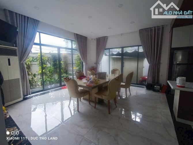 Bán Biệt thự 485m2, 5 tầng, hầm, căn góc 2 mặt tiền khu Biệt thự Ngã Tư Ga, Q12 - 11