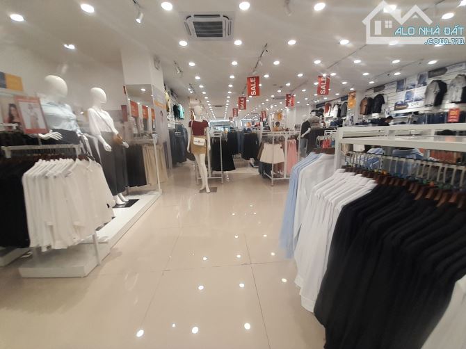 Giá đầu tư - mặt tiền 15m - MP Xuân Thuỷ 380m - lô góc 2 mặt thoáng Vỉa hè KD - Giá 130 ỷ - 1