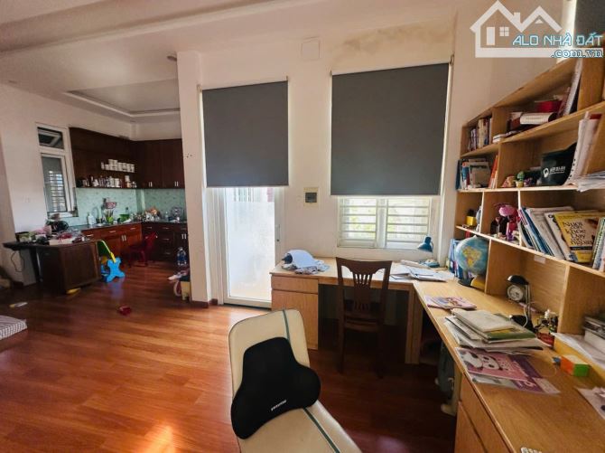 RẺ HIẾM-NGAY ĐIỆN BIÊN PHỦ DT KHỦNG 270M2- MẶT TIỀN BAÙ TRẢNG 1-NGANG 6,7M-NỞ HẬU-HƠN 9 TỶ - 1