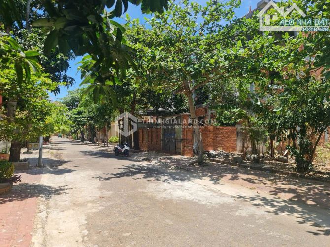 BÁN LÔ ĐẤT BIỆT THỰ VUÔNG VẮN –ĐỒI 2 BÙI THIỆN NGỘ PHƯỜNG 10 - 250M2 – CHỈ 10.1 TỶ - 1