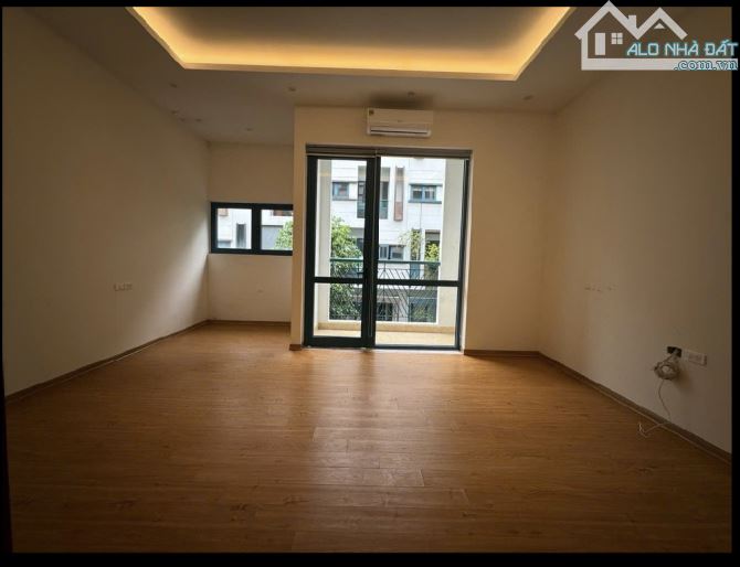 Bán nhà phố Phạm Tuấn Tài, Cầu Giấy. Phân lô, vỉa hè, ô tô tránh. 62m2, 6 tầng, mt 10m - 1