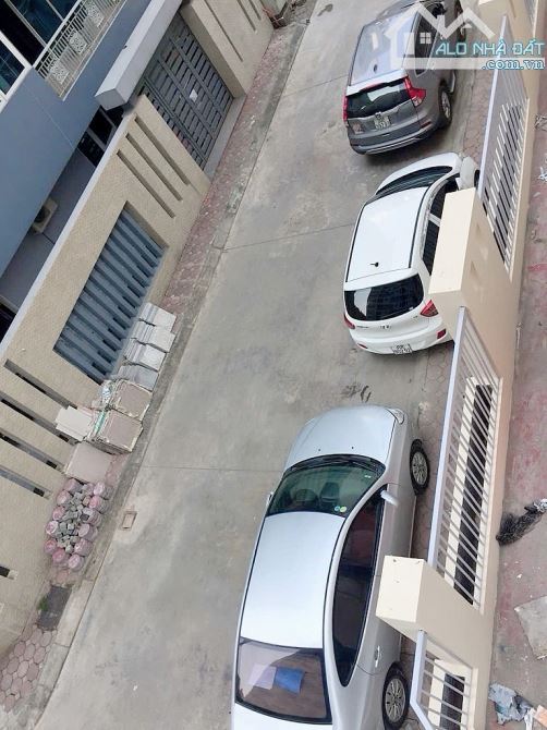 ÁN NHÀ TRẦN VỸ, 50M2, MT 12M, PHÂN LÔ, VỈA HÈ, ÔTÔ TRÁNH NHAU ĐỖ CỬA  VÀO NHÀ, HƠN 12 TỶ - 1