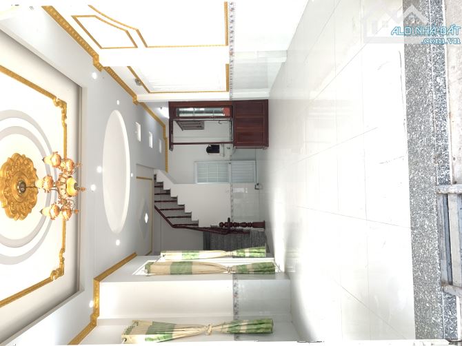 NHÀ LẦU GÓC 2 MẶT TIỀN - GIÁP Đ.SỐ 1 KHU CÁN BỘ ĐHCT - HẺM 11 NGUYỄN VĂN LINH - 1