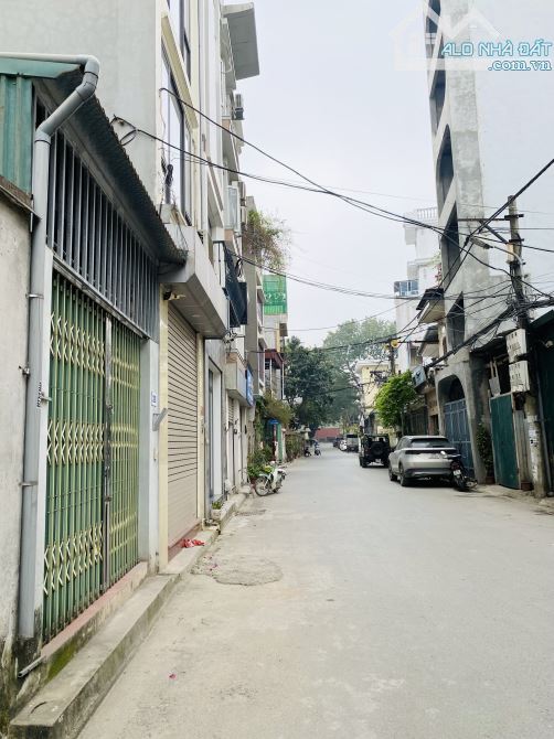 Giá đầu tư ! Cần bán 98m2x 5m2 tại Phúc Đồng, ô tô tránh nhau . Giá :14,5 Tỷ - 1