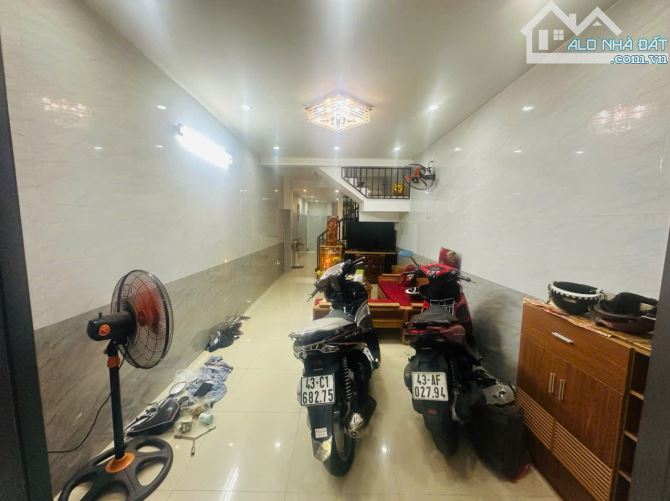 NHÀ 3 TẦNG KIÊN CỐ SẠCH ĐẸP - 67M2 - NỞ HẬU - CHƯA QUA ĐẦU TƯ - CHỈ NHỈNH 3 TỶ - 1