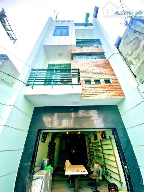Mặt tiền nhánh Phan Huy Ích, P15 Tân Bình, gần sân bay, 115m, 4 tầng, ngang gần 5m, 12.x ỷ - 1