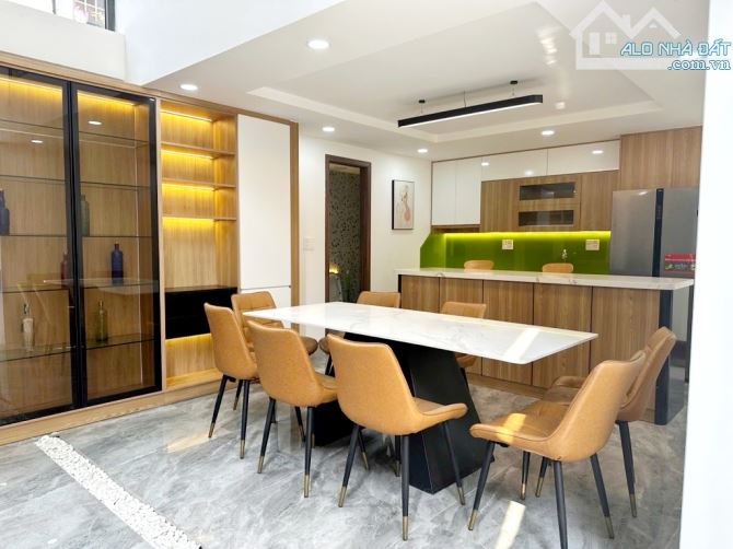 Vila Đơn Lập Giáp BÌNH THẠNH - LÊ QUANG ĐỊNH - 7.5 × 12 - 4 Tầng - 11.x TỶ - 1