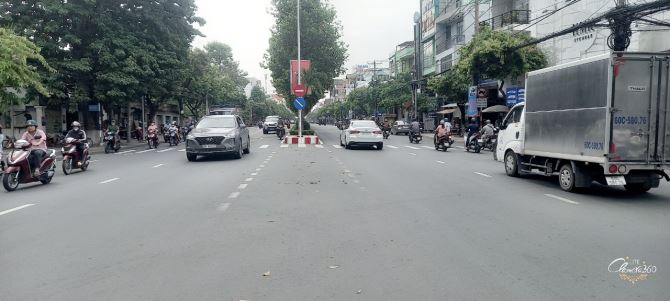 Bán Mặt Tiền Kinh Doanh dt 8,4 x 25m, Giá 29 tỷ Đường Đồng Khởi, Tp Biên Hòa - 1