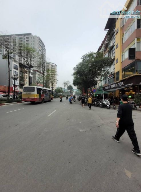 Bán toà nhà 8 tầng MP Tân Mai- Kim Đồng kinh doanh, văn phòng doanh thu khủng - 1