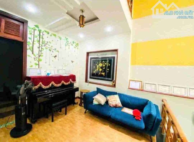 NHÀ 3 TẦNG ĐẸP MẶT TIỀN BẾ VĂN ĐÀN DT 75M2 NGANG 5M VỊ TRÍ ĐẸP GIÁ CHỈ 7.8 TỶ - 1